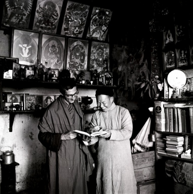 Sangharakshita With Mr Chen