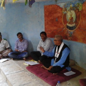 Dh. Anandbodhi leading Group Disscussion