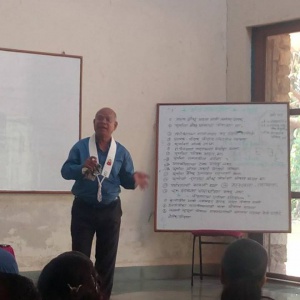 Dh. Prajnaditya leading workshop on Parenting