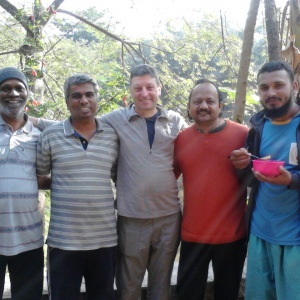 Dh. Kulamitra with friends