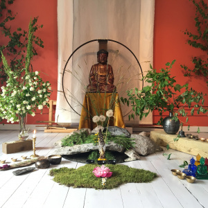 buddhabord midsommar 2016 på Dharmagiri 