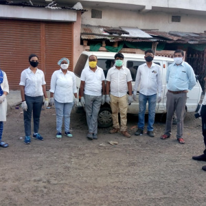 Aryaloka Committed volunteers working in Corona-crisis. 